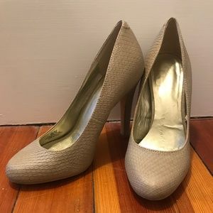 4" Tan Faux Snakeskin Pumps